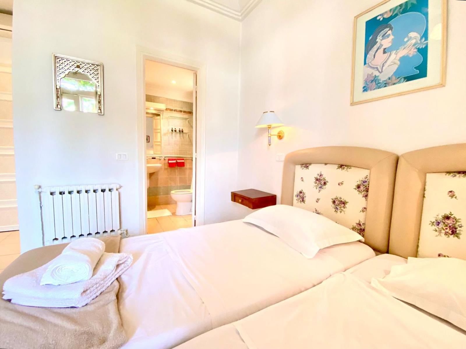 Plaza La Marsa Otel Dış mekan fotoğraf